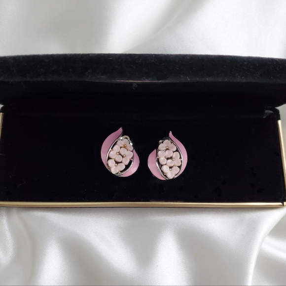 Sold❗️3/30$ Signed LISNER Vintage Earrings, Pimk Vintage Earrings, - Picture 4 of 4